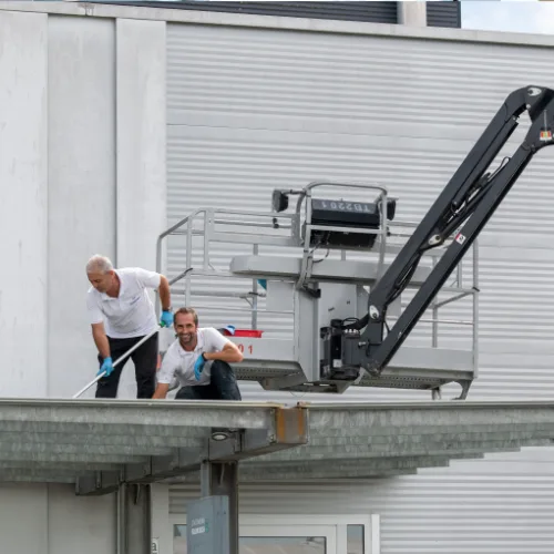 Steiger für die Glasreinigung